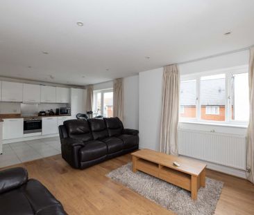 2 bedroom flat to rent - Photo 5