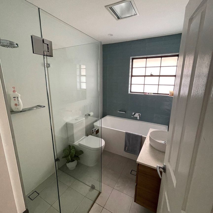 LOW MAINTENANCE TOWNHOUSE - Photo 1