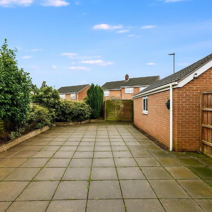 32 Orangefield Drive South, Belfast, BT5 6DL - Photo 1