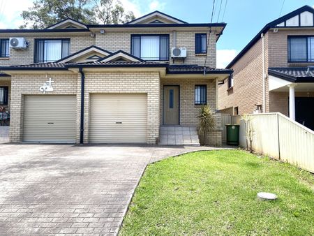 2/21 Evans Street, 2165, Fairfield Heights Nsw - Photo 2