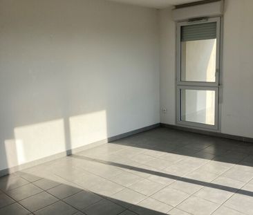 Location Appartement 3 pièces 61m² TOULOUSE 31200 - Photo 2