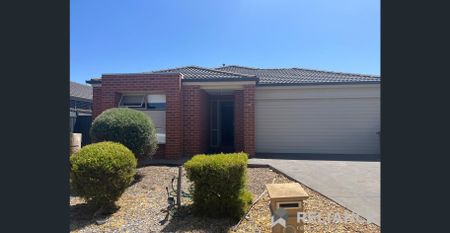 4 bedroom family home, conveniently located just off Leakes Road is what you have been looking for! - Photo 3