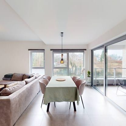 Appartement te huur - Photo 1