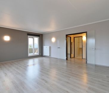 Appartement - Te huur - Photo 1