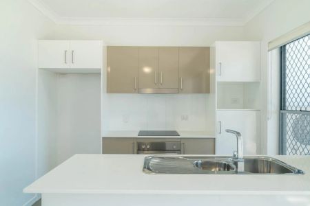 Spacious and perfectly located apartment - Photo 2