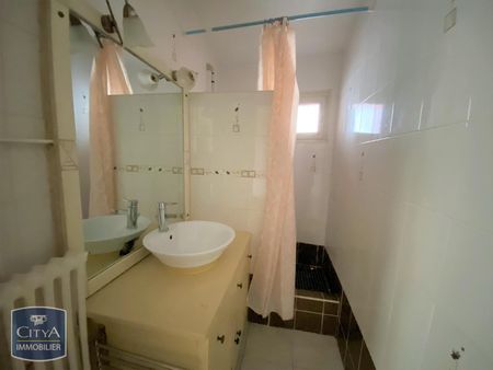 Location Appartement 2 pièces 54m² MACON 71000 - Photo 4