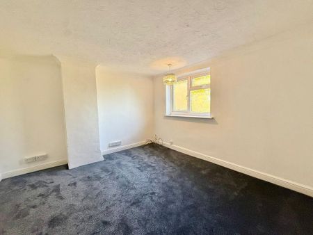 2 bedroom property to rent - Photo 4