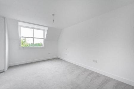 3 bedroom flat to rent - Photo 4