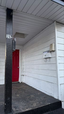 For Lease - 262 EMOND Street Unit# A, Vanier and Kingsview Park, Ontario - Photo 3