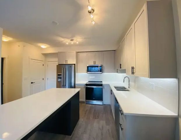 2 bed, 2 full baths condo available April 1st in Legacy SE | 151 Legacy Main Street Southeast, Calgary - Photo 1