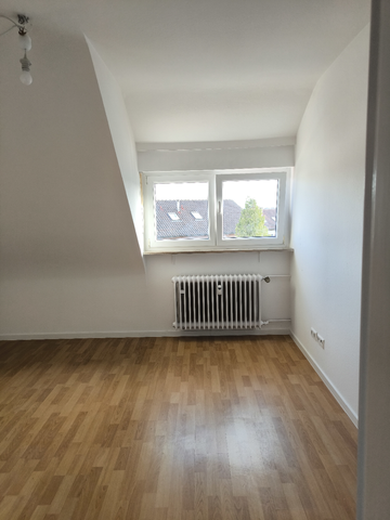 S-Heumaden: Moderne, helle 2-Zimmer-Dachgeschosswohnung mit Balkon - Photo 2