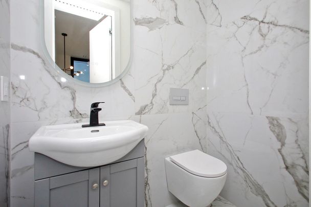 For Lease - 204 Browns Line Drive, Toronto, Ontario - Photo 1