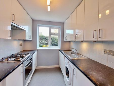 2 bedroom apartment to rent - Photo 4