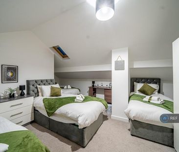 2 bedroom flat to rent - Photo 6