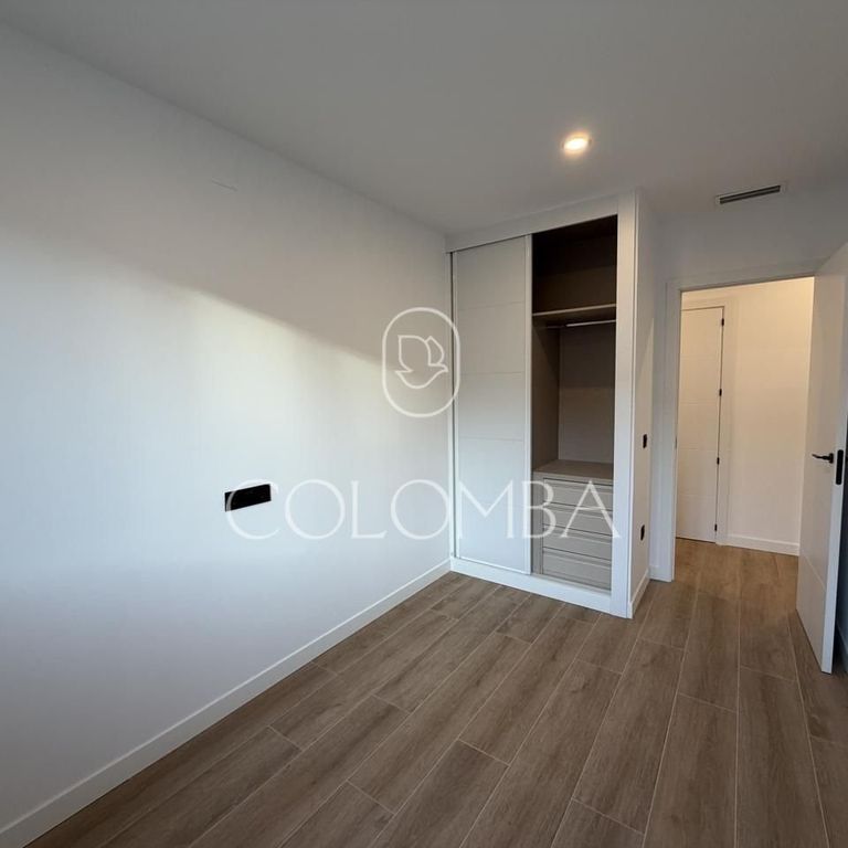 3 bedroom luxury penthouse for rent in Madrid, Spain - Photo 1