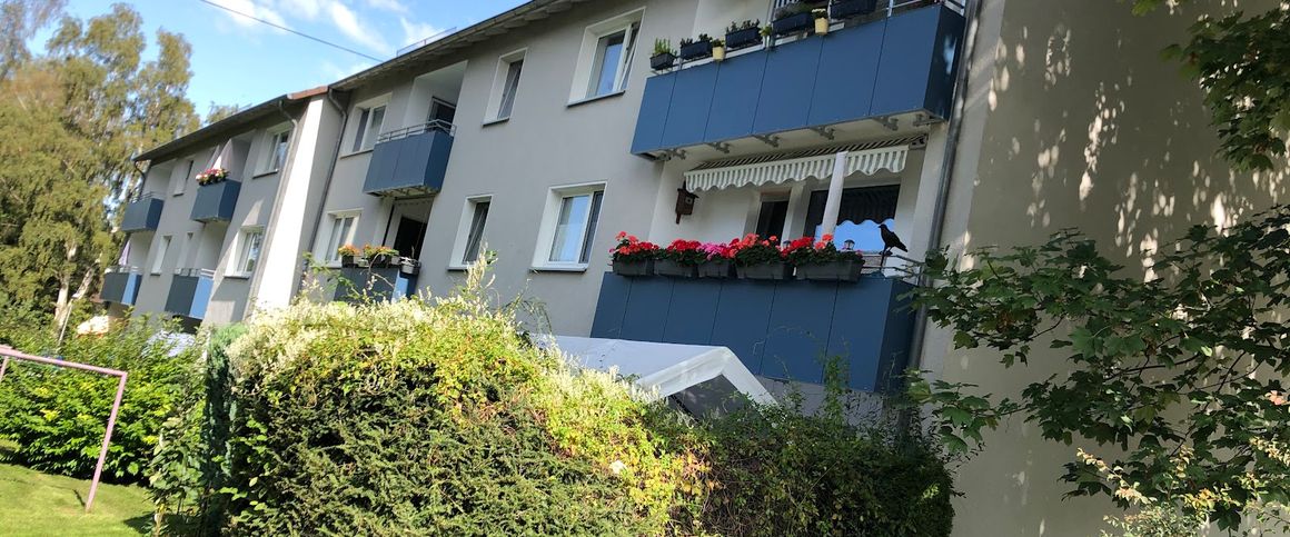 Großzügige 4-Zimmer-Wohnung mit Balkon und Gäste-WC in Kaufungen - Foto 1