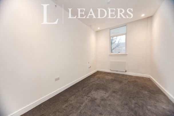 2 bedroom apartment to rent West Street, Dunstable, LU6 - Photo 1