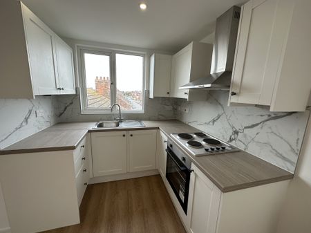 Salisbury Road, Great Yarmouth - Photo 3