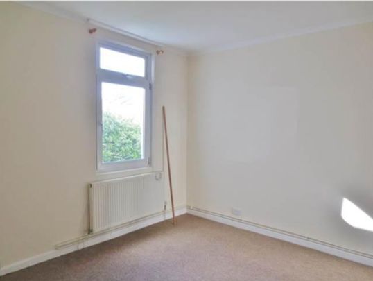 1 Bed Flat, Ditchling Rise, BN1 - Photo 1
