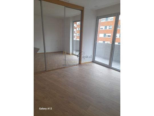 Apartamento T1 em Porto - Foto 1