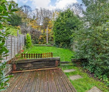 2 bedroom terraced house to rent - Photo 2