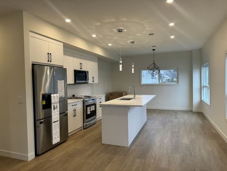 1839 38 Street Southeast, Calgary - Photo 3