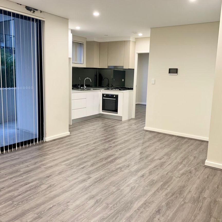 1 bedroom apartment - affordable housing 20% below market rate - income thresholds apply - Photo 1