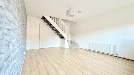 2 bedroom terraced house to rent - Photo 5