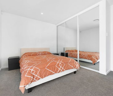 Fully Furnished, 3 Bedroom Townhouse - Photo 2