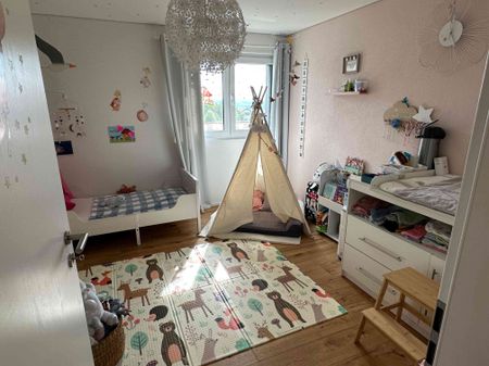 4.5 Zimmer, 111 m², 1. Stock - Photo 3