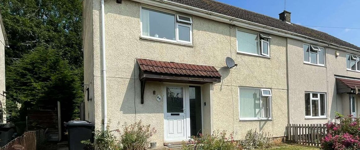 Llewellyn Walk Room 2 - Photo 1