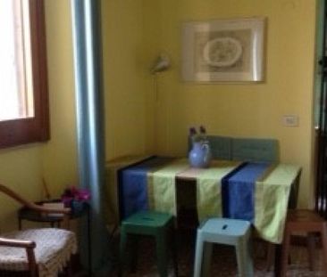Trastevere-Terrace: 45sqm. Charming studio loft. Entrance, living r... - Photo 3