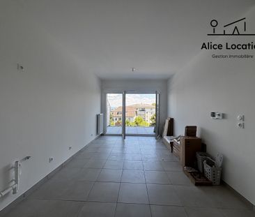 Location Appartement 2 pièces 39m² THONON LES BAINS 74200 - Photo 2