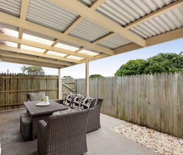 2/8a Derwak Street, Harristown - Photo 6