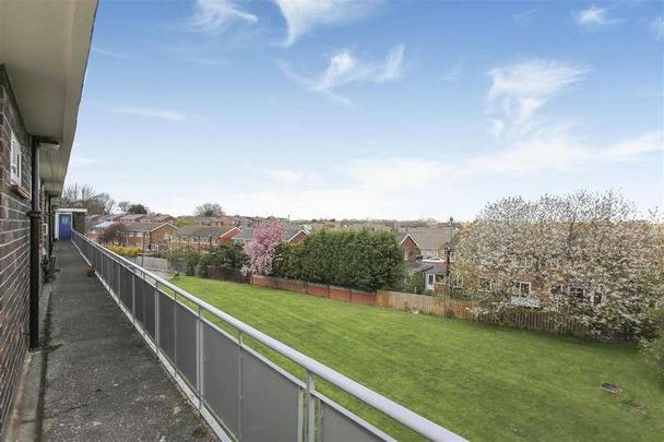 Broomley Court, Fawdon, Newcastle Upon Tyne, NE3 - Photo 1
