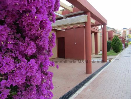 Alquiler de chalet adosado en Avenida de las Cumbres - Photo 5