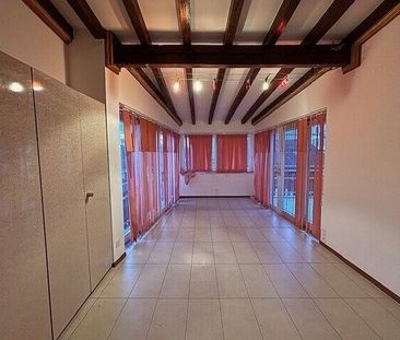 Large 6.5 room apartment in the center of Penthalaz - Photo 2
