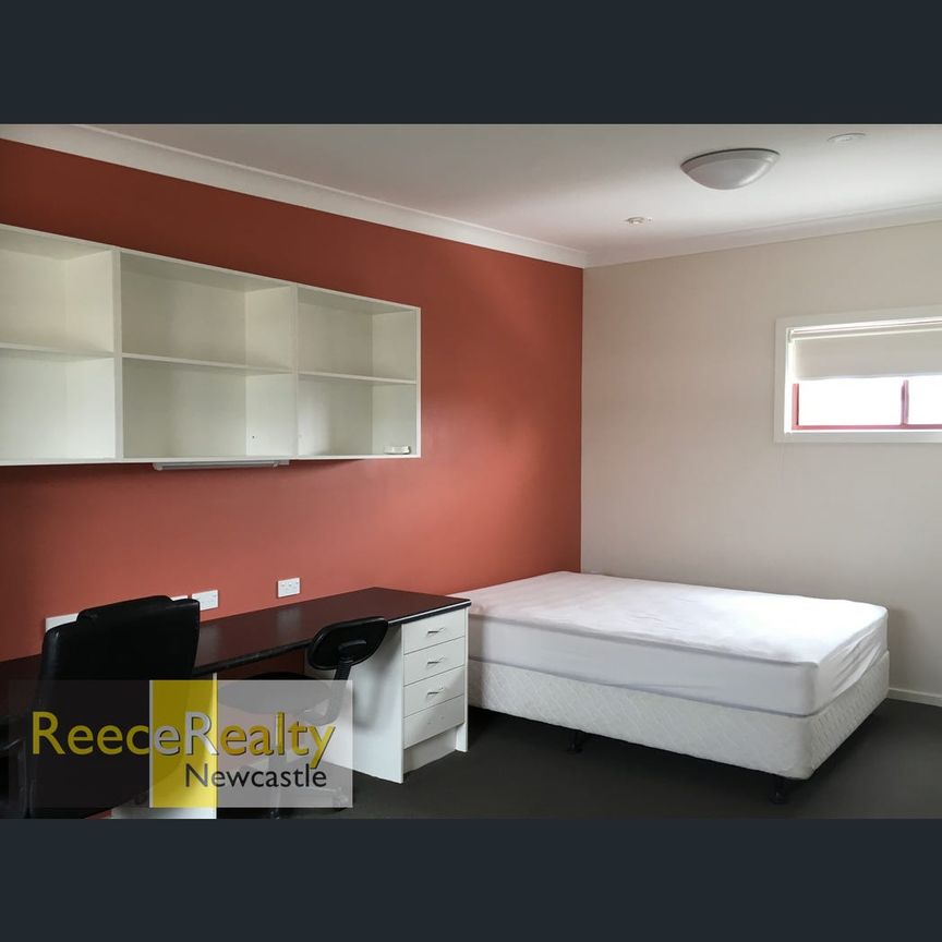 291A Sandgate Road, Shortland, NSW 2307 - Photo 1