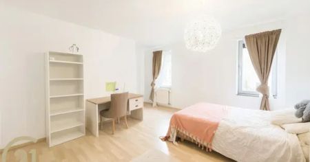 Place Hergé 2 22, 7500 Tournai, België - Foto 2