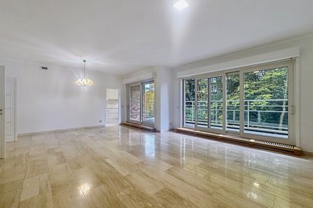 Appt 3ch + 2 sdb terrasse + garage / Ixelles - Boondael. - Photo 2