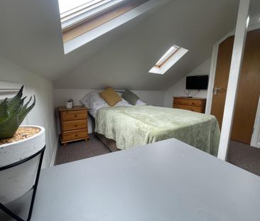 10 bedroom house share to rent - Photo 6