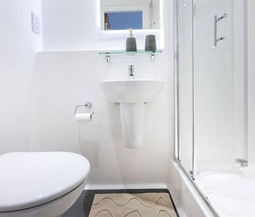 Studio to rent - Photo 6