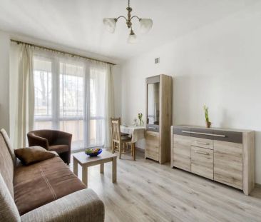 2 pokoje, widna kuchnia, balkon S.K. – zdjęcie 2