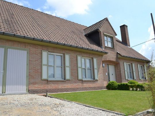 Villa nabij centrum Sint-Eloois-Winkel - Photo 1