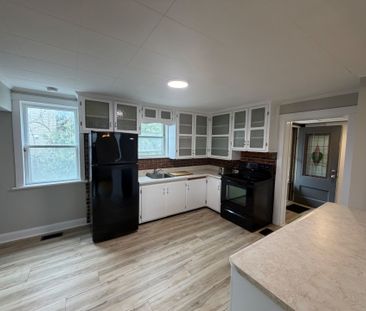 For Lease - 6145 Abbott Street, Stittsville - Munster - Richmond, O... - Photo 5