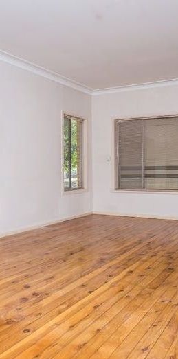 Spacious & Secure Inner-City Living - Photo 1