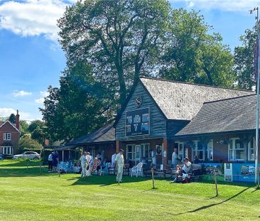 Grant Drive, Church Crookham, Fleet, Hampshire, GU52 - Photo 5