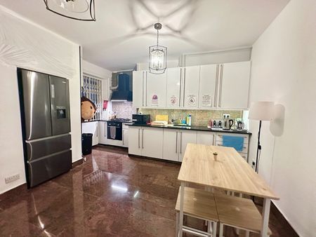 Room in a Shared Flat, Old Marylebone Street, W2 - Photo 4