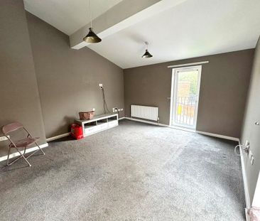 2 bedroom maisonette to rent - Photo 3