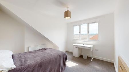 6 bedroom house to rent - Photo 3